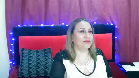 Snapshot of yayita_mature chatting on January 2025 01:41:02 PM yayita online show from January 2025 01:41:02 PM