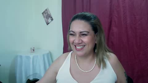 Snapshot of yayita_mature chatting on January 2025 04:12:01 PM yayita online show from January 2025 04:12:01 PM