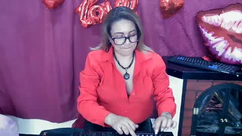 Snapshot of yayita_mature chatting on February 2025 06:15:02 PM yayita online show from February 2025 06:15:02 PM