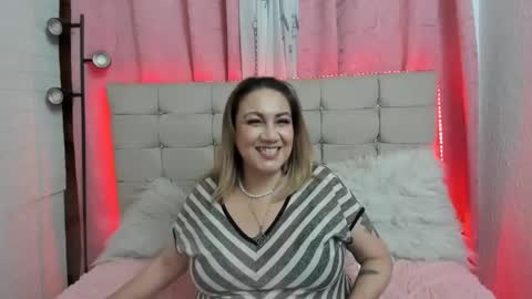 Snapshot of yayita_mature chatting on March 2025 04:44:01 PM yayita online show from March 2025 04:44:01 PM
