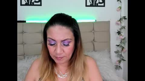 Snapshot of yayita_mature chatting on September 2025 01:46:02 PM yayita online show from September 2025 01:46:02 PM