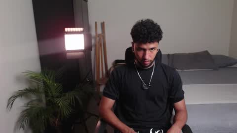 yeff online show from February 2026 12:04:01 AM