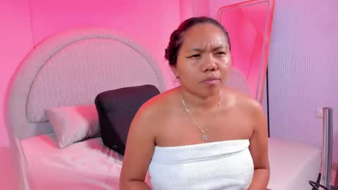 yeika_foxy online show from April 2026 11:33:01 AM