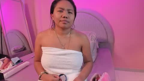 yeika_foxy online show from June 2026 11:22:02 AM