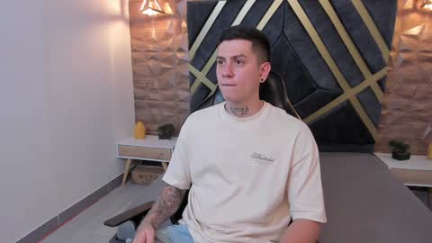 YEIKO ROMERO online show from February 2025 05:40:02 PM