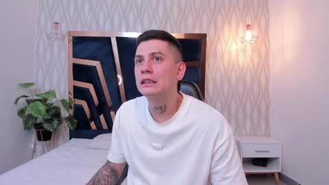 YEIKO ROMERO online show from February 2025 05:21:02 PM