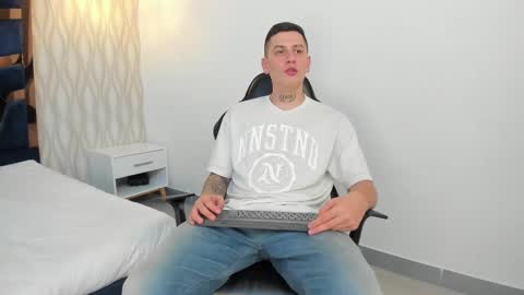 YEIKO ROMERO online show from February 2025 05:42:01 PM