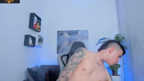 YEIKO ROMERO online show from September 2025 04:47:01 AM