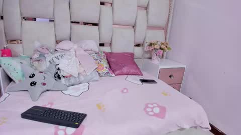 Yeins online show from November 2025 11:09:01 AM