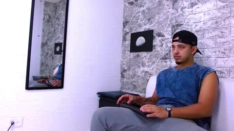 Snapshot of yeisonbrown chatting on November 2025 11:01:02 AM Yeison online show from November 2025 11:01:02 AM