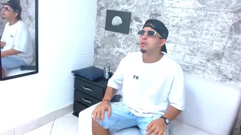 Snapshot of yeisonbrown chatting on November 2025 10:59:01 AM Yeison online show from November 2025 10:59:01 AM