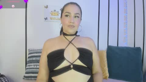 Yelena Owens online show from September 2025 01:51:02 AM