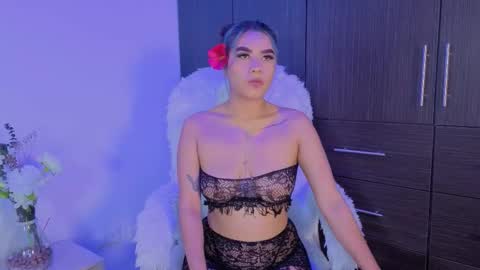 Yeli Amber online show from September 2025 08:58:02 AM