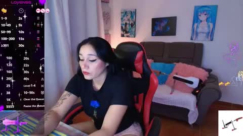 Snapshot of yeliana_sexy chatting on June 2026 04:24:01 AM Valery online show from June 2026 04:24:01 AM