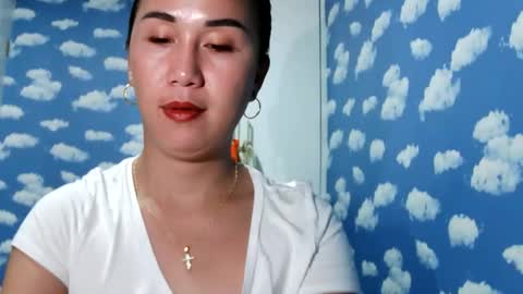 yella hope online show from February 2026 12:04:01 PM