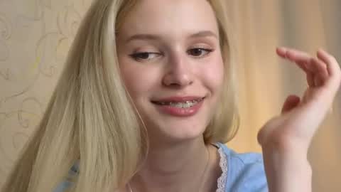 Yenna online show from April 2026 07:07:02 PM