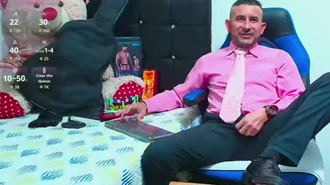 Yeol online show from October 2025 07:05:01 PM