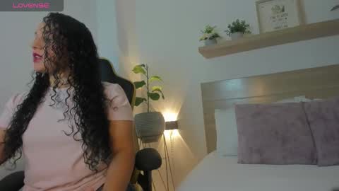 Y E R A  online show from January 2026 12:00:01 PM