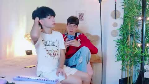 Snapshot of yeremmy_twink chatting on July 2026 04:27:02 PM yeremmy_twink online show from July 2026 04:27:02 PM