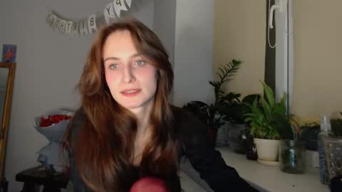 Zoe online show from February 2025 09:43:01 PM