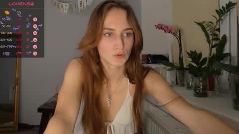 Zoe online show from October 2025 08:40:02 PM