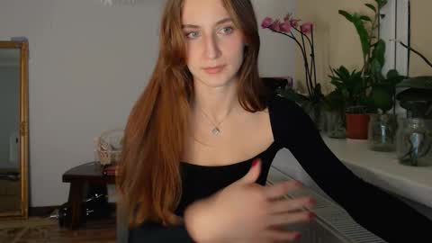 Zoe online show from November 2025 09:41:02 PM