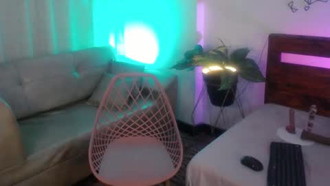 Snapshot of yeseniaa25_ chatting on October 2025 01:07:01 PM Yeseniaa25 online show from October 2025 01:07:01 PM