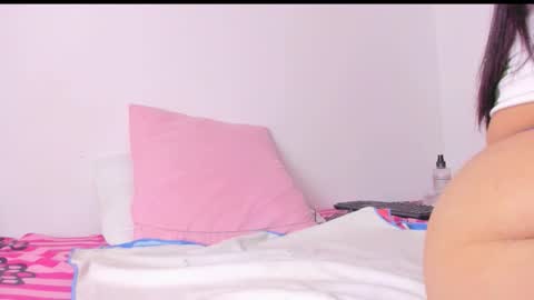 yesicasquirt65 online show from December 2025 12:14:02 PM