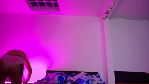 yesie_hot2 online show from March 2026 01:14:01 AM