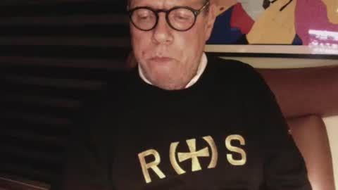 yessex247 online show from October 2025 11:55:01 PM