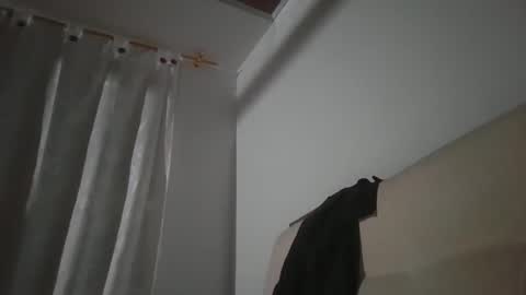 Snapshot of yessica_08 chatting on April 2026 05:08:01 AM yessica and andres online show from April 2026 05:08:01 AM
