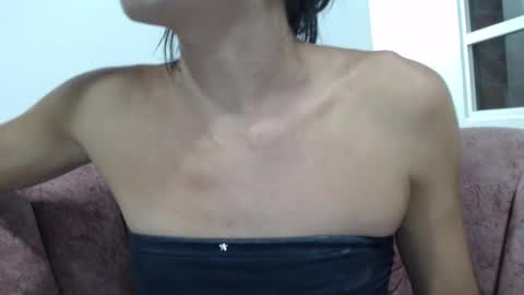 Snapshot of yessica_08 chatting on April 2026 04:21:01 AM yessica and andres online show from April 2026 04:21:01 AM