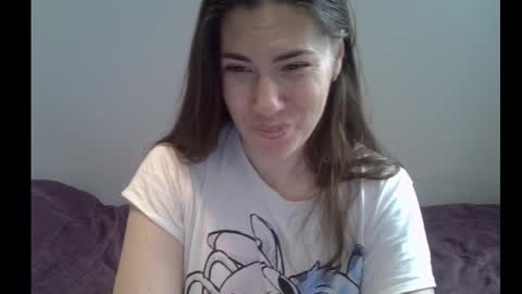 Kira online show from September 2025 12:18:01 PM