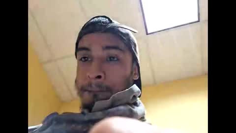 yezzi_1997 online show from October 2025 12:32:02 AM