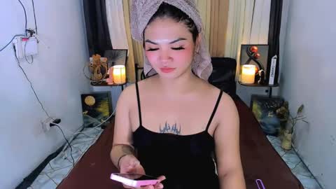 yhanna_08 online show from May 2026 08:52:01 AM
