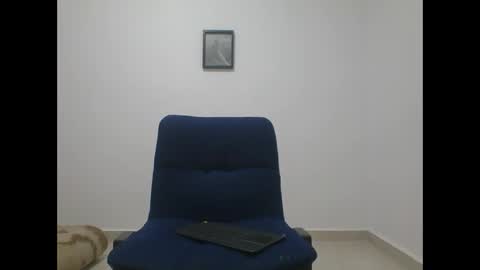 yissus_20 online show from November 2025 02:11:02 AM