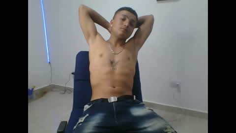 yissus_20 online show from April 2026 12:05:01 AM
