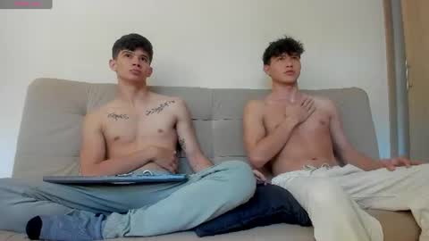 Snapshot of yizus_bonz chatting on July 2026 08:48:02 PM yizus_bonz online show from July 2026 08:48:02 PM