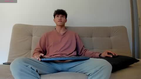 Snapshot of yizus_bonz chatting on July 2026 09:29:01 PM yizus_bonz online show from July 2026 09:29:01 PM