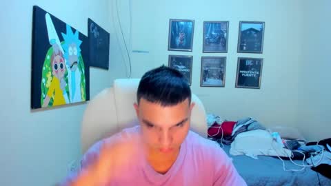 Snapshot of yker18 chatting on February 2025 08:39:01 PM yker online show from February 2025 08:39:01 PM