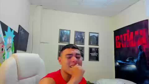 Snapshot of yker18 chatting on September 2025 02:50:02 PM yker online show from September 2025 02:50:02 PM