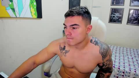 Snapshot of yker18 chatting on March 2026 05:07:02 PM yker online show from March 2026 05:07:02 PM