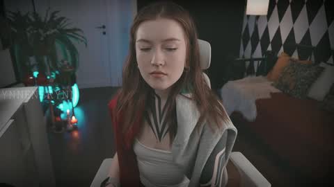 Snapshot of ynnenbrynn chatting on December 2024 07:56:02 AM ynnenbrynn online show from December 2024 07:56:02 AM