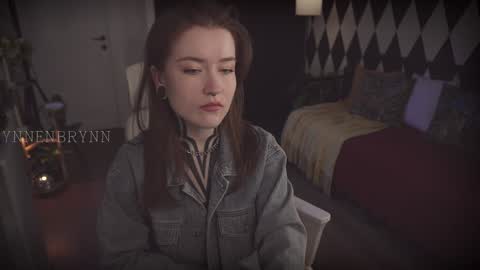 Snapshot of ynnenbrynn chatting on January 2025 01:40:02 PM ynnenbrynn online show from January 2025 01:40:02 PM