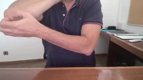 Yo47 online show from October 2025 02:51:02 PM