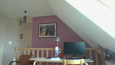 Yoann online show from September 2025 02:39:02 PM