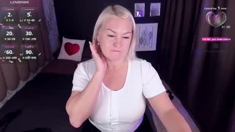 Yolanda online show from October 2025 08:08:02 PM