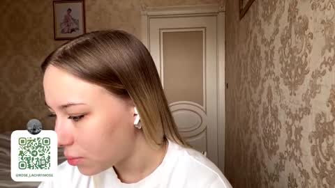 I am Rose ntmu Lets hit 10 Thumbs Up together online show from November 2025 08:42:01 AM