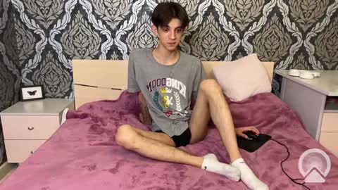 Yoo Dee Ohh online show from December 2024 11:28:02 AM