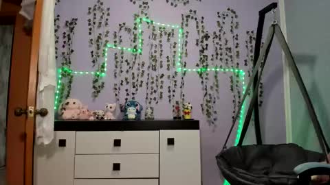 yoonhee_ki online show from March 2026 05:19:02 PM